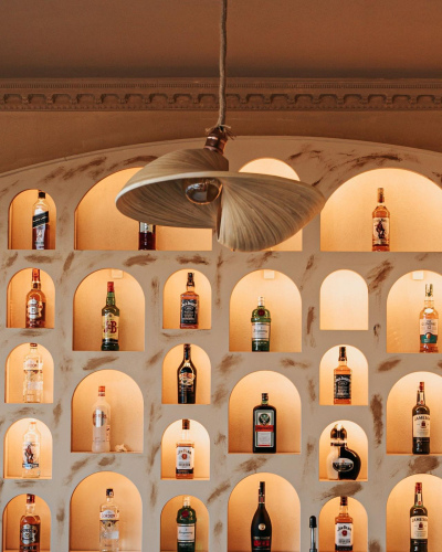 Orvion-Arka Aydınlatmalı Duvar Raf Barı